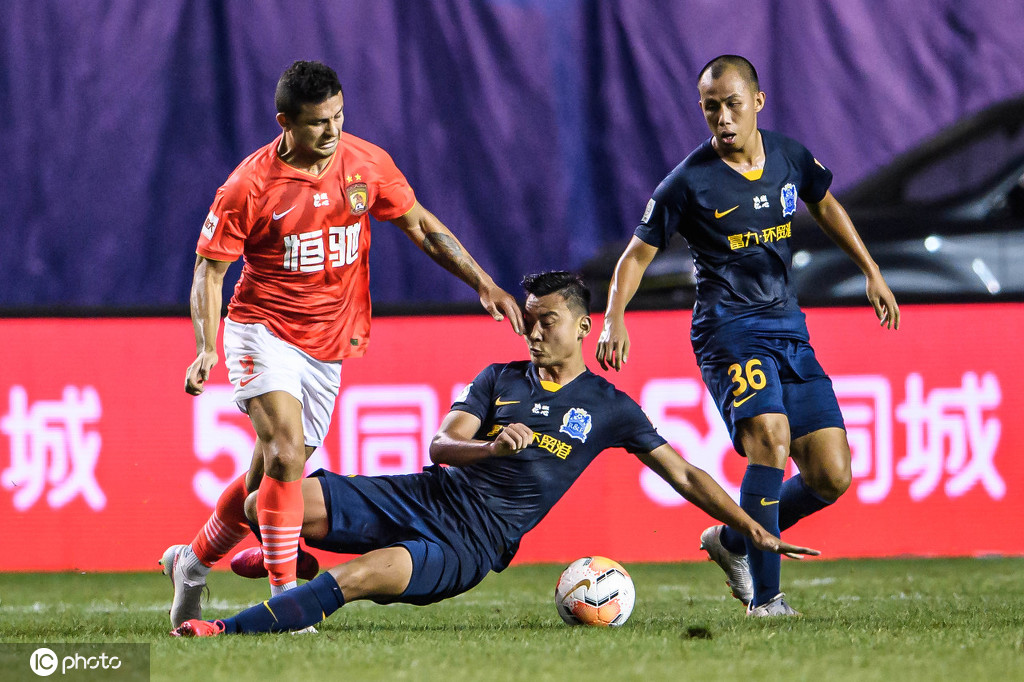 MILANSPORT下载-广州城市德比收官，富力战平恒大(广州德比啥意思)