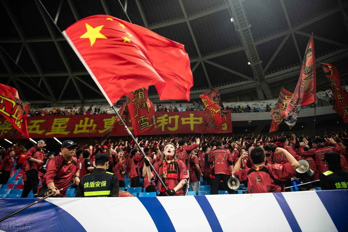 MILANSPORT入口-激情澎湃！球场风云再起，全队合力斩获的简单介绍