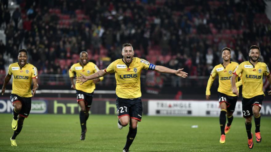 包含里昂客场战平瓦朗谢纳,延续不败纪录的词条 包含里昂客场战平瓦朗谢纳,延续不败纪录的词条